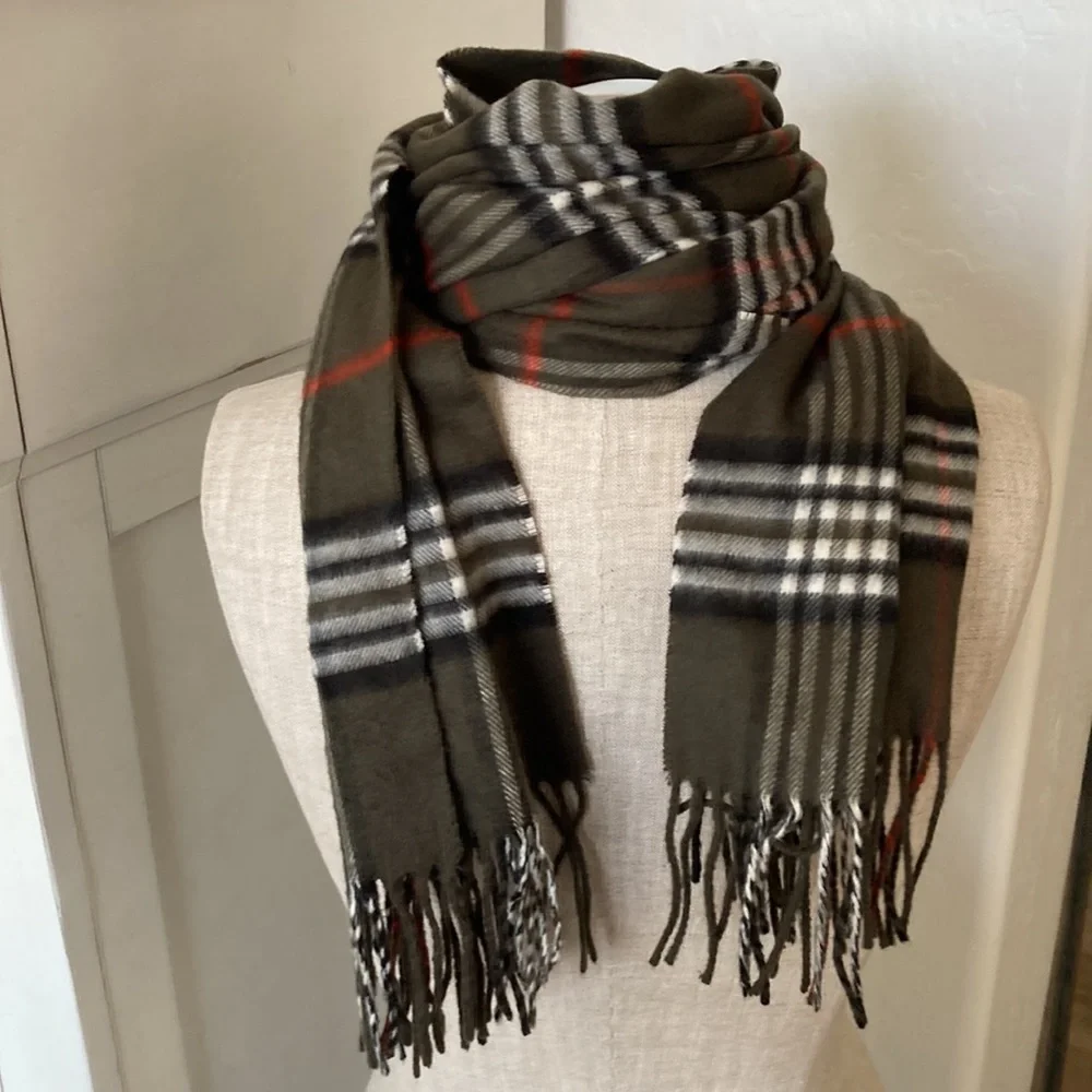 V. Fraas Cashmink scarf